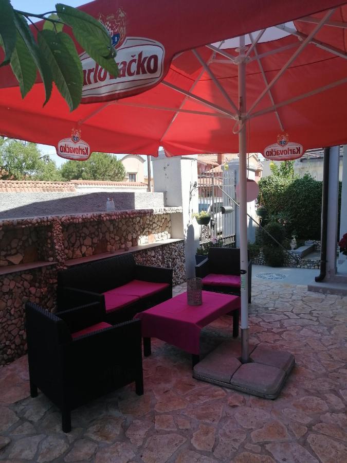 Apartman Antonija Pula Exterior foto